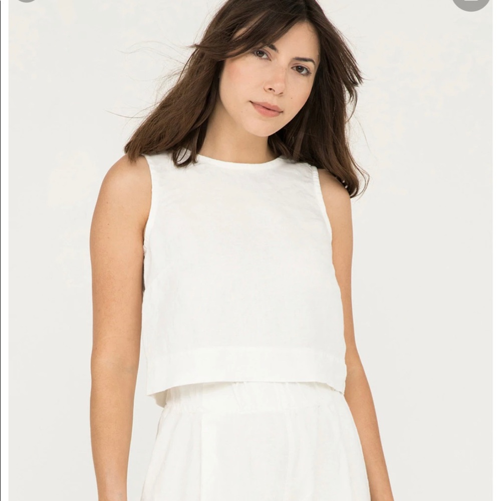 Elizabeth Suzann Petra crop